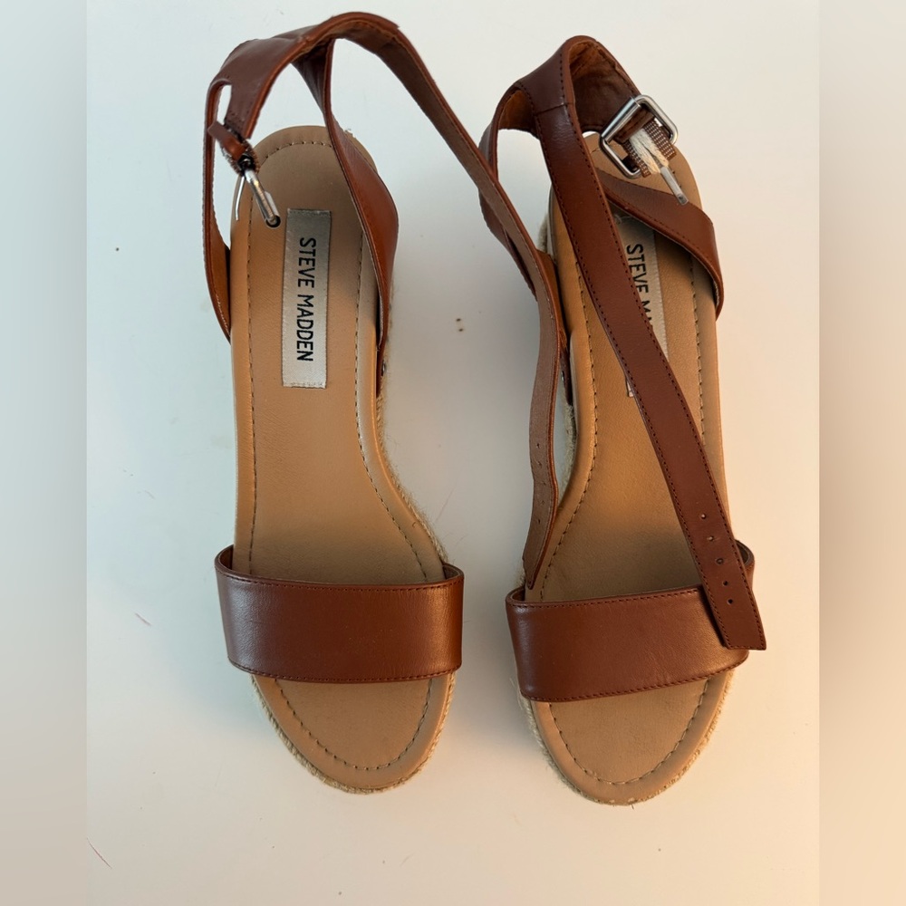 Steve Madden Tan Leather Sandals